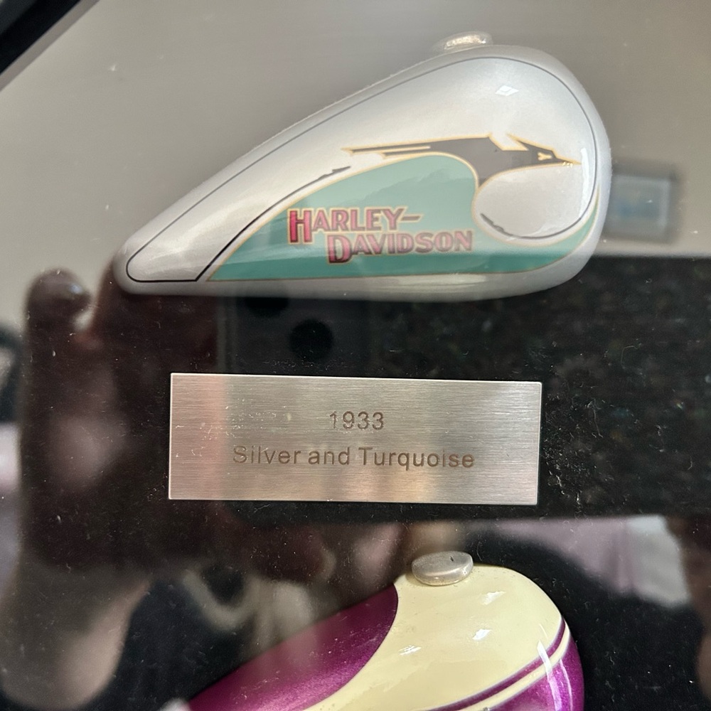 Harley-Davidson Collectible Shadow Box - Picture 2 of 10